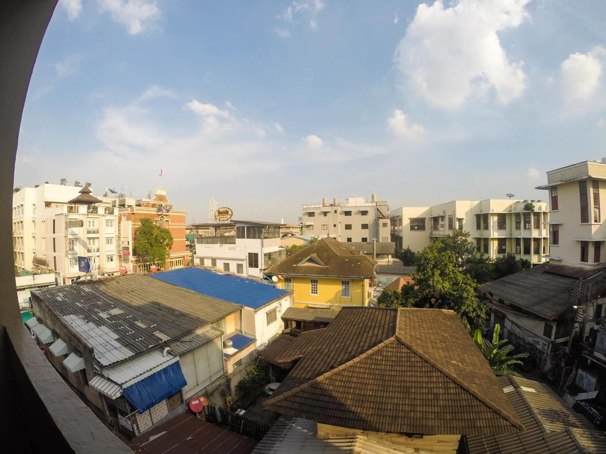 The Irish Clock Hotel Udon Thani Exterior foto